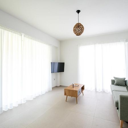 Ennea Suites-Earth Suite Flámbouras Exteriér fotografie
